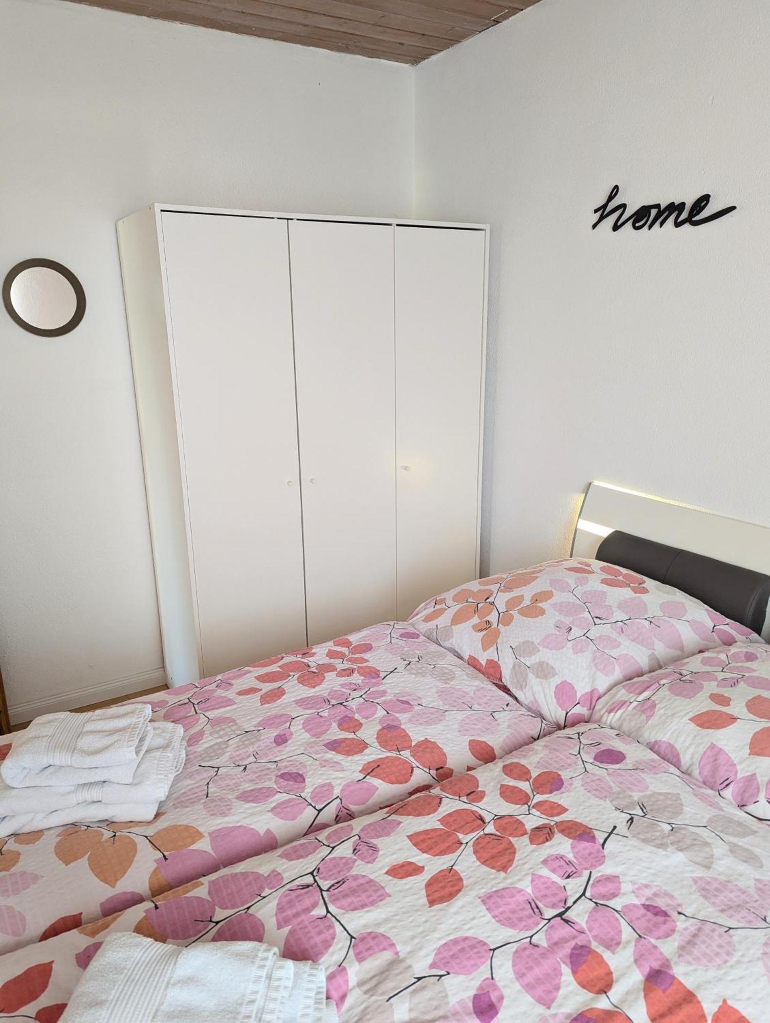 Gemuetliche 90 Qm Wohnung In Saarburg, Zentral Gelegen, Garten Mit Aussicht, Separater Eingang Exteriör bild